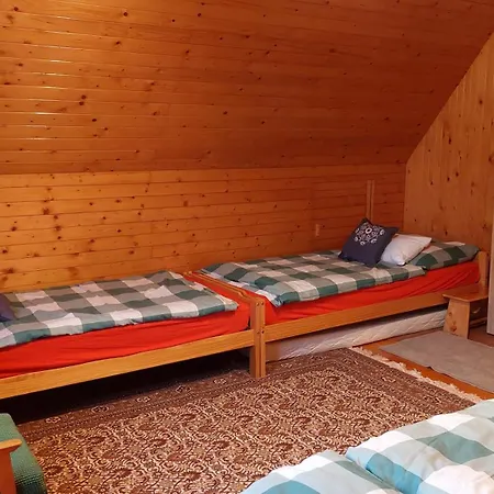 Pod Lipou Bily Kriz Jaktstuga